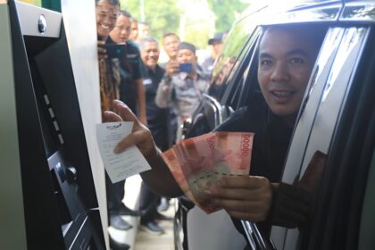 ATM Drive Thru, Bank Aceh, Lhokseumawe, Bahas