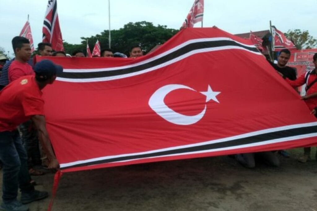 Bendera Bulan Bintang, mualem, MoU Helsinki, bahas