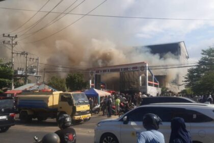 Kebakaran Gudang Es Krim, Aice, Lhokseumawe, Bahas