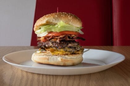 Pola makan tinggi lemak dan gula