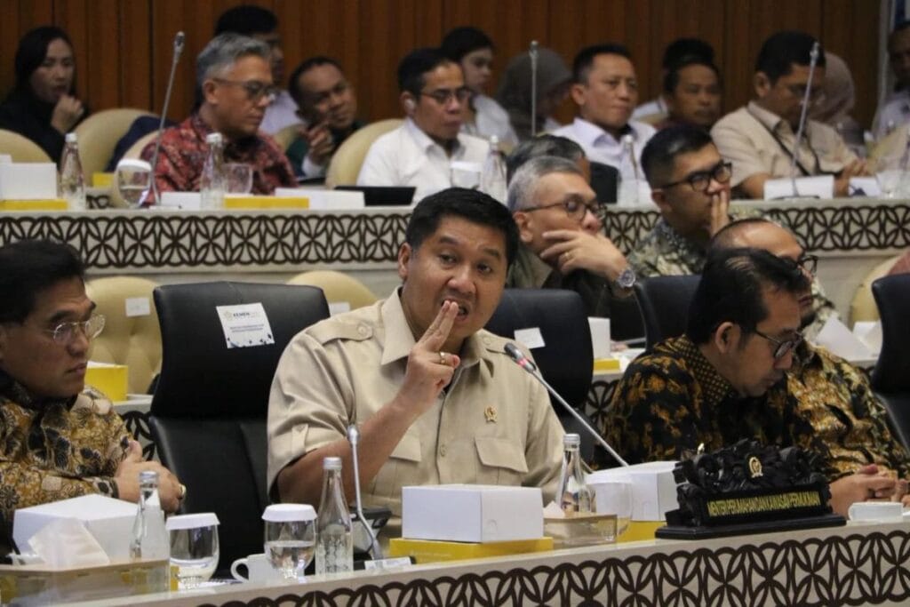 Pemutihan SLIK OJK, Menteri Ara, bahas