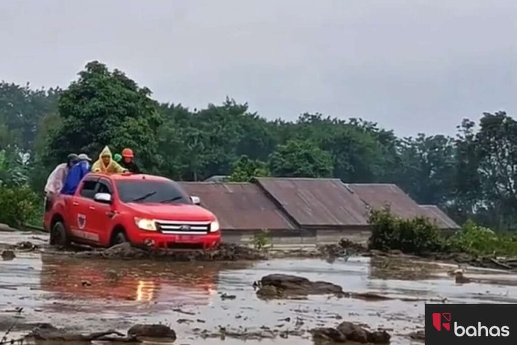Longsor Aceh Tengah, bahas