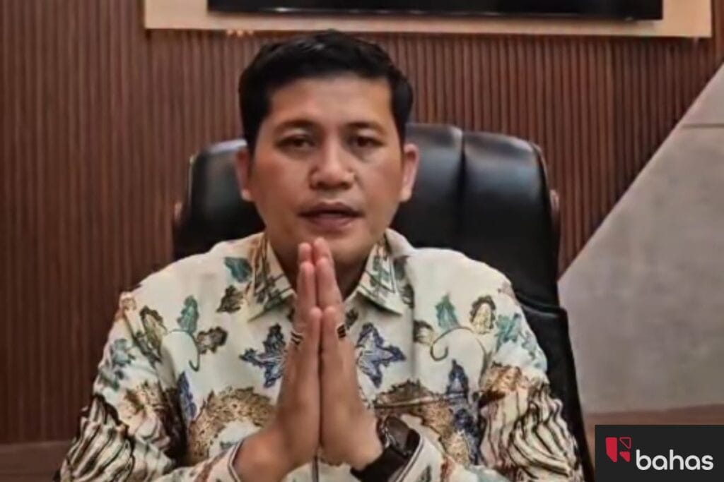 Bupati Aceh Selatan, bahas,