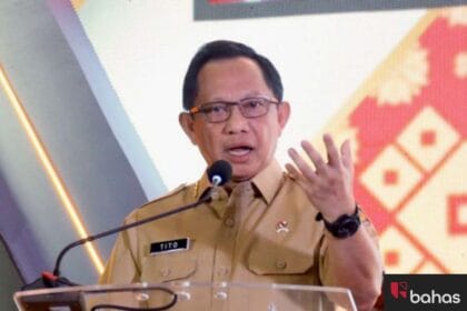 Bupati Aceh Selatan, mendagri, bahas